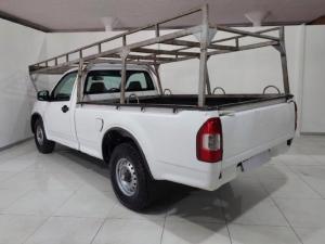 Isuzu KB 250D-Teq double cab LE KB72 - Image 3