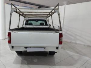 Isuzu KB 250D-Teq double cab LE KB72 - Image 4
