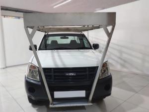 Isuzu KB 250D-Teq double cab LE KB72 - Image 8