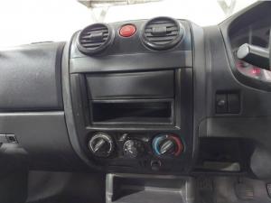 Isuzu KB 250D-Teq double cab LE KB72 - Image 9