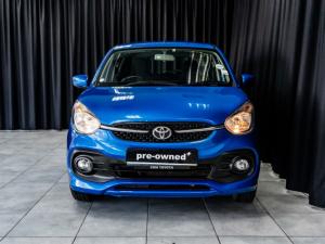 Toyota Vitz 1.0 XR manual - Image 2