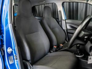 Toyota Vitz 1.0 XR manual - Image 8
