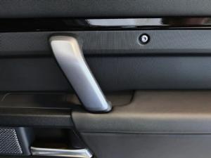 Land Rover Defender 90 V8 - Image 15