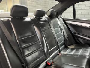 Mercedes-Benz C-Class sedan C63 AMG - Image 8