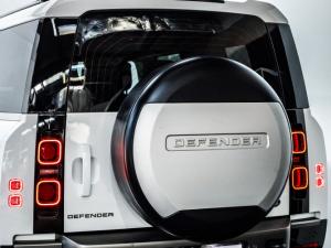 Land Rover Defender 130 D300 First Edition - Image 10