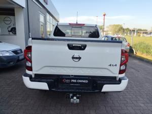 Nissan Navara 2.5DDTi double cab LE 4x4 manual - Image 4