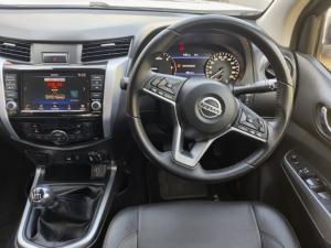 Nissan Navara 2.5DDTi double cab LE 4x4 manual - Image 6