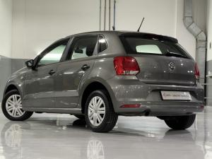 Volkswagen Polo Vivo hatch 1.6 Comfortline auto - Image 5