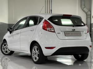 Ford Fiesta 5-door 1.4 Ambiente (aircon+audio) - Image 5