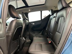 Volvo XC40 B4 Plus Dark - Image 11