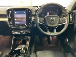 Volvo XC40 B4 Plus Dark - Image 15