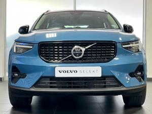 Volvo XC40 B3 Plus Dark - Image 2