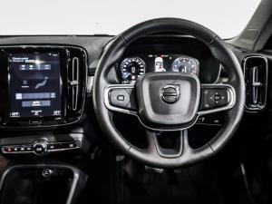 Volvo XC40 T3 Inscription auto - Image 18