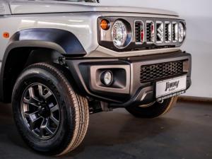 Suzuki Jimny 1.5 GLX AllGrip 5-door auto - Image 11