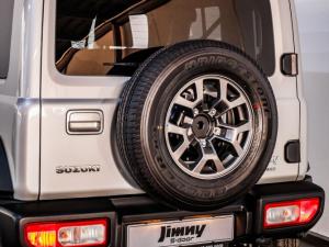 Suzuki Jimny 1.5 GLX AllGrip 5-door auto - Image 13