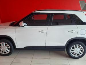 Suzuki Vitara Brezza 1.5 GL auto - Image 5