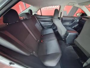 Toyota Corolla Quest 1.8 Plus manual - Image 17