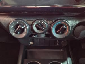 Toyota Hilux 2.4GD-6 Xtra cab Raider auto - Image 10