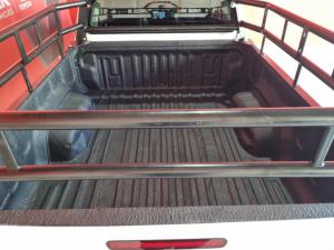 Toyota Hilux 2.4GD-6 Xtra cab Raider auto - Image 18