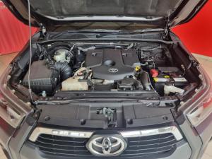 Toyota Hilux 2.8GD-6 Xtra cab Legend auto - Image 5