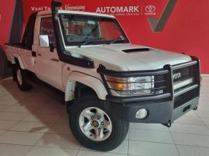 Toyota Land Cruiser 79 4.5D-4D V8 single cab LX - Image 2