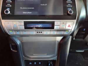 Toyota Land Cruiser Prado 2.8GD TX - Image 13