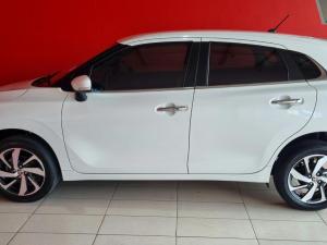 Toyota Starlet 1.5 XR manual - Image 11