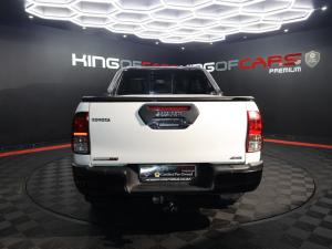 Toyota Hilux 2.8GD-6 double cab 4x4 Legend auto - Image 5