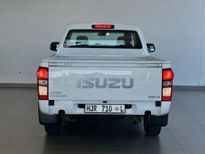 Isuzu D-Max Gen 6 250c single cab - Image 6
