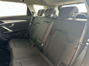 Jetour X70 Plus 1.5T Momentum - Image 9