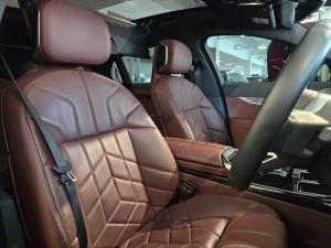 BMW i7 xDrive60 M Sport - Image 10