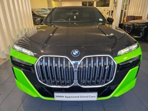 BMW i7 xDrive60 M Sport - Image 2