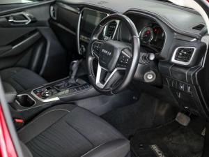 Isuzu mu-X 3.0TD LS 4x4 - Image 10