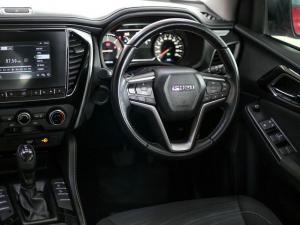 Isuzu mu-X 3.0TD LS 4x4 - Image 17