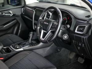 Isuzu mu-X 3.0TD LS 4x4 - Image 10