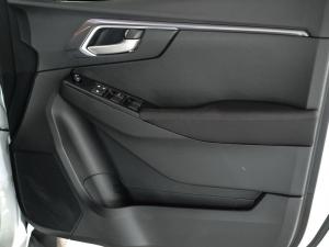 Isuzu D-Max 1.9TD double cab LS auto - Image 17
