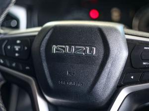 Isuzu mu-X 3.0TD LS 4x4 - Image 14