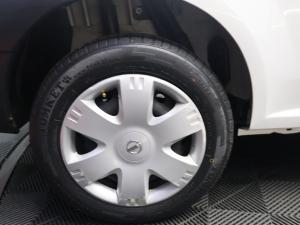Nissan NP200 1.6i safety pack (aircon) - Image 7