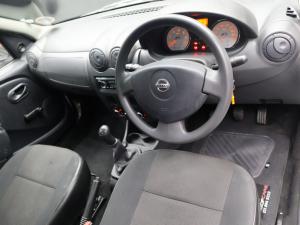 Nissan NP200 1.6i safety pack (aircon) - Image 8