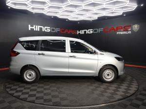 Toyota Rumion 1.5 S - Image 3