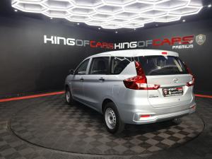 Toyota Rumion 1.5 S - Image 4