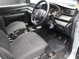 Toyota Rumion 1.5 S - Image 9