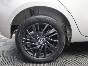 Toyota Vitz 1.0 XR manual - Image 7