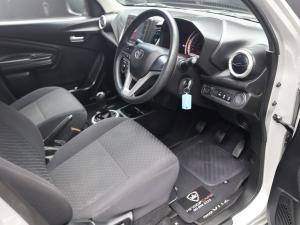 Toyota Vitz 1.0 XR manual - Image 9