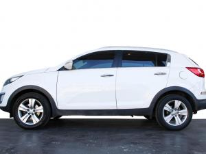 Kia Sportage 2.0 auto - Image 4