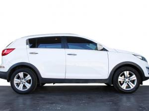 Kia Sportage 2.0 auto - Image 8