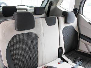 Renault Triber 1.0 Intens auto - Image 17