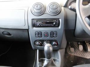Nissan NP200 1.6i - Image 18