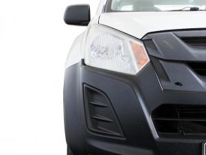 Isuzu KB 250D-Teq double cab Hi-Rider - Image 11