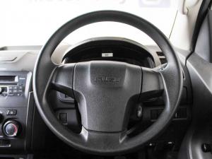 Isuzu KB 250D-Teq double cab Hi-Rider - Image 12